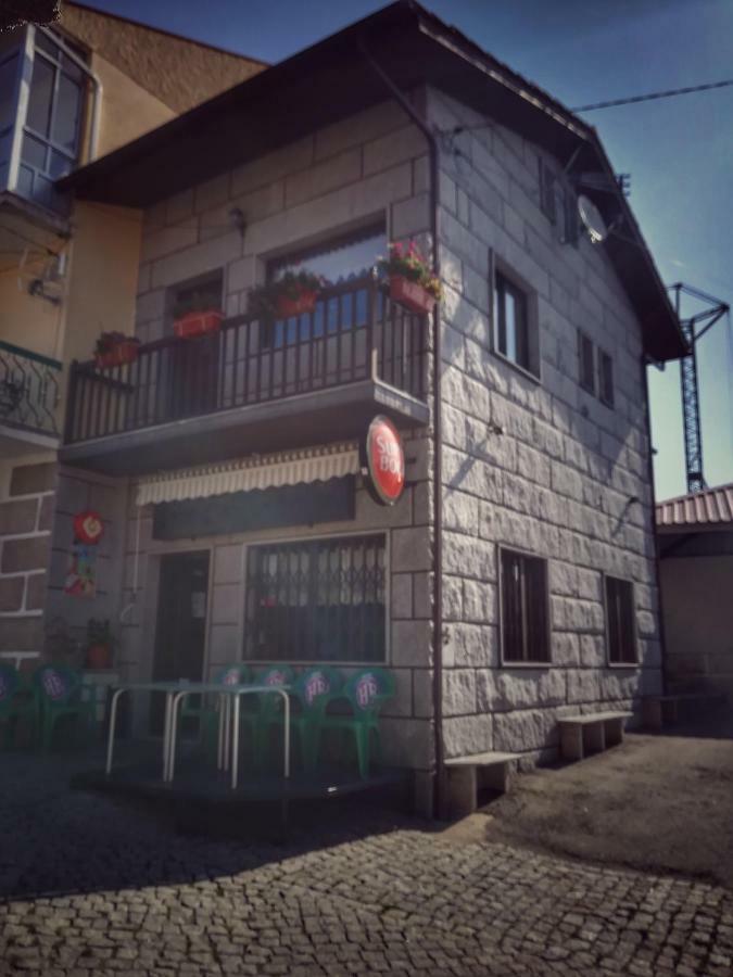 Casa Celeste Castro Daire Exteriör bild